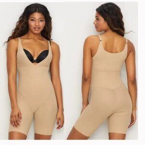 Control It Nude Shapewear Bodysuit Firming Smooth Seamless Compression Medium